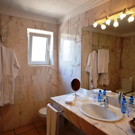 Ceret Hotel