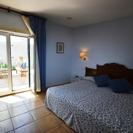 Ceret Hotel 3*