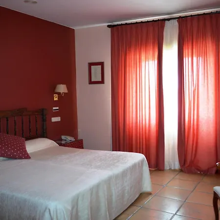 Ceret Hotel 3*