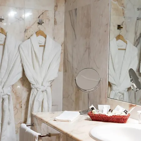 Hotell Ceret